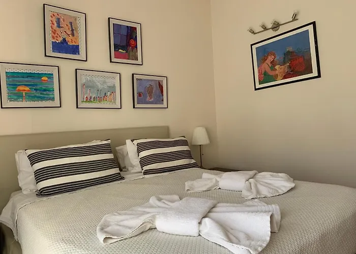 Athenian cozy Apartment!!! By Gela
